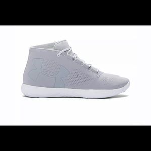 Under Armour Mid 5 Overcast Sneaker